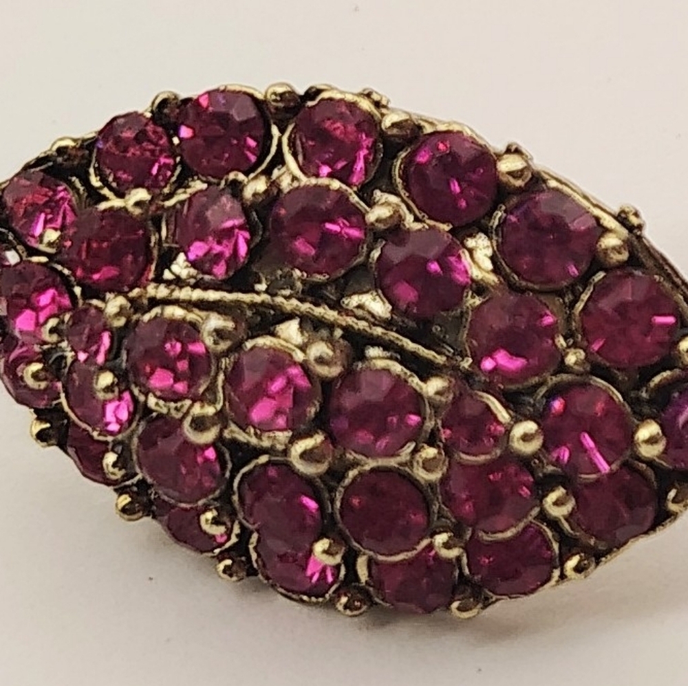 Radiant Fuchsia Crystal Leaf Pierced Earrings - Picture 10 of 15